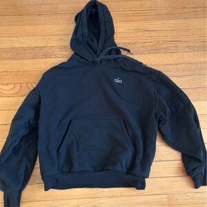 ALO Yoga Women’s Black Hoodie